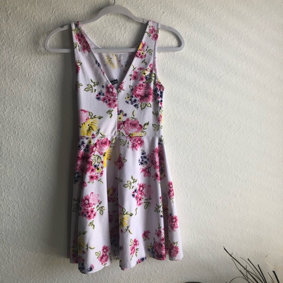 H&M skater flare dress white floral - Picture 7 of 9